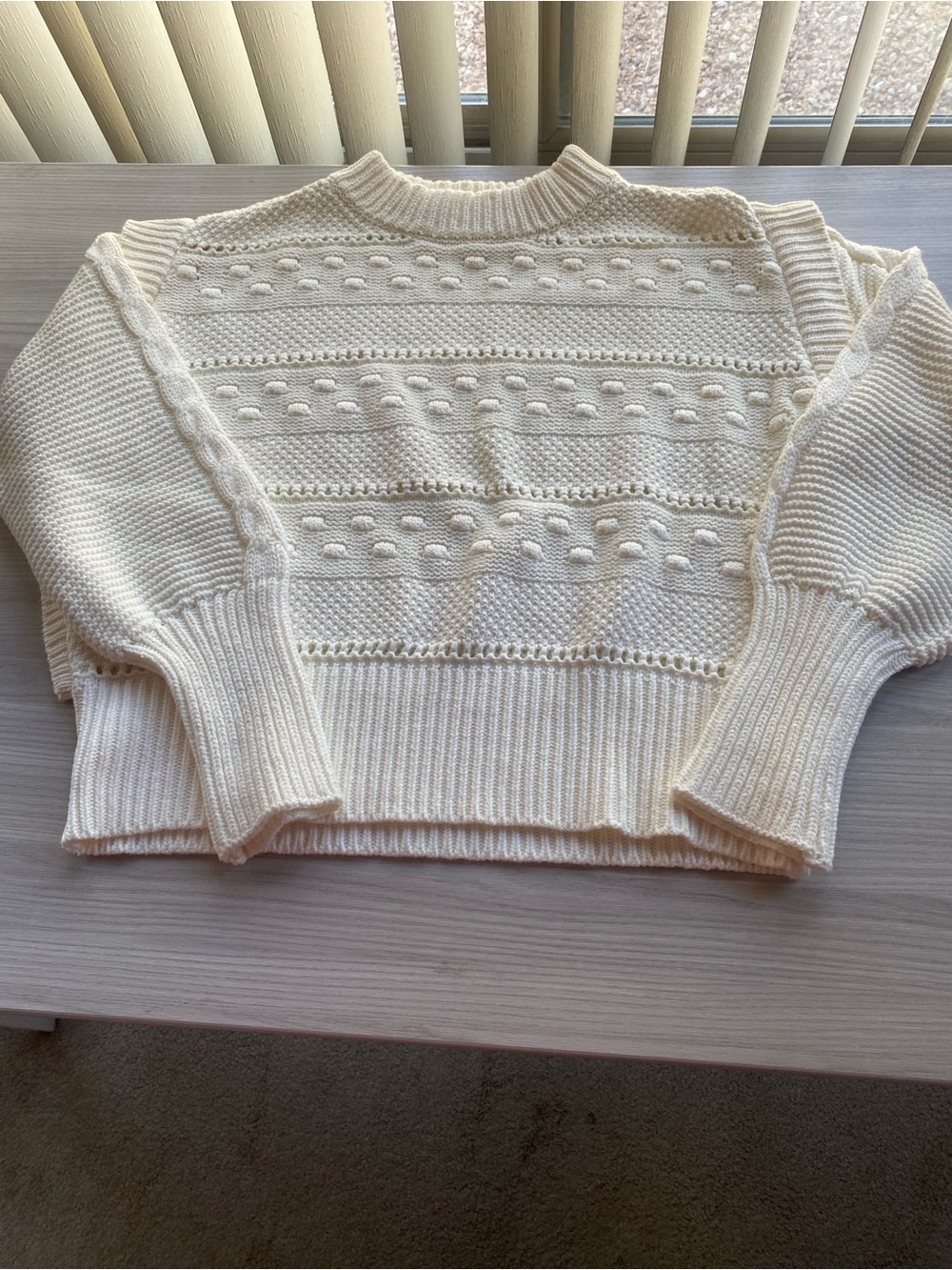 NWOT Textured popcorn Knit Sweater Women's Crewneck